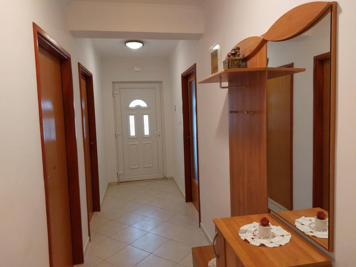 Apartment Ljubicic Podstrana Exterior foto